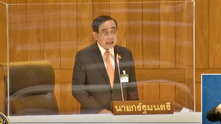"ประยุทธ์" ฉุน ชื่อยุทธการเด็ดหัว เย้ย "ฝ่ายค้าน" มีแต่นั่งร้าน ไร้หัว