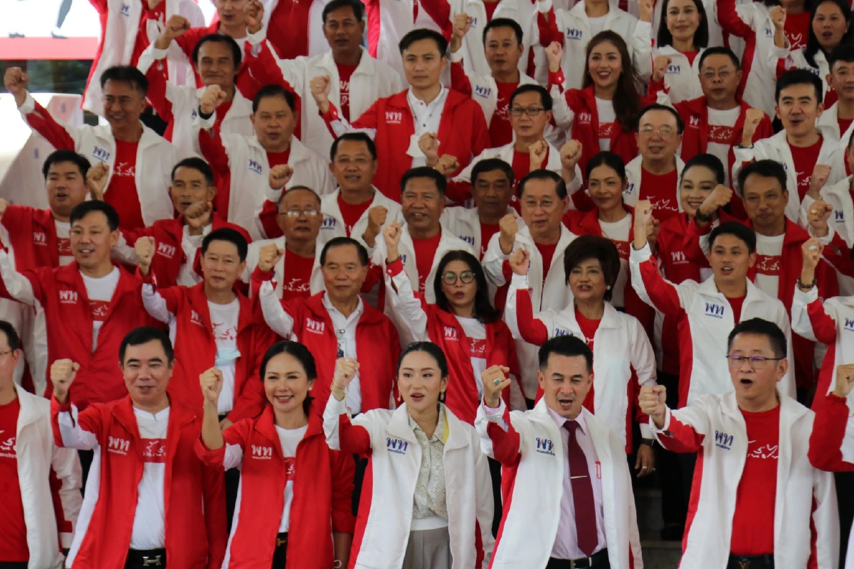 เพื่อไทยเปิด93ว่าที่ผู้สมัครส.ส.อีสาน-มั่นใจแลนด์สไลด์ทั้งแผ่นดิน