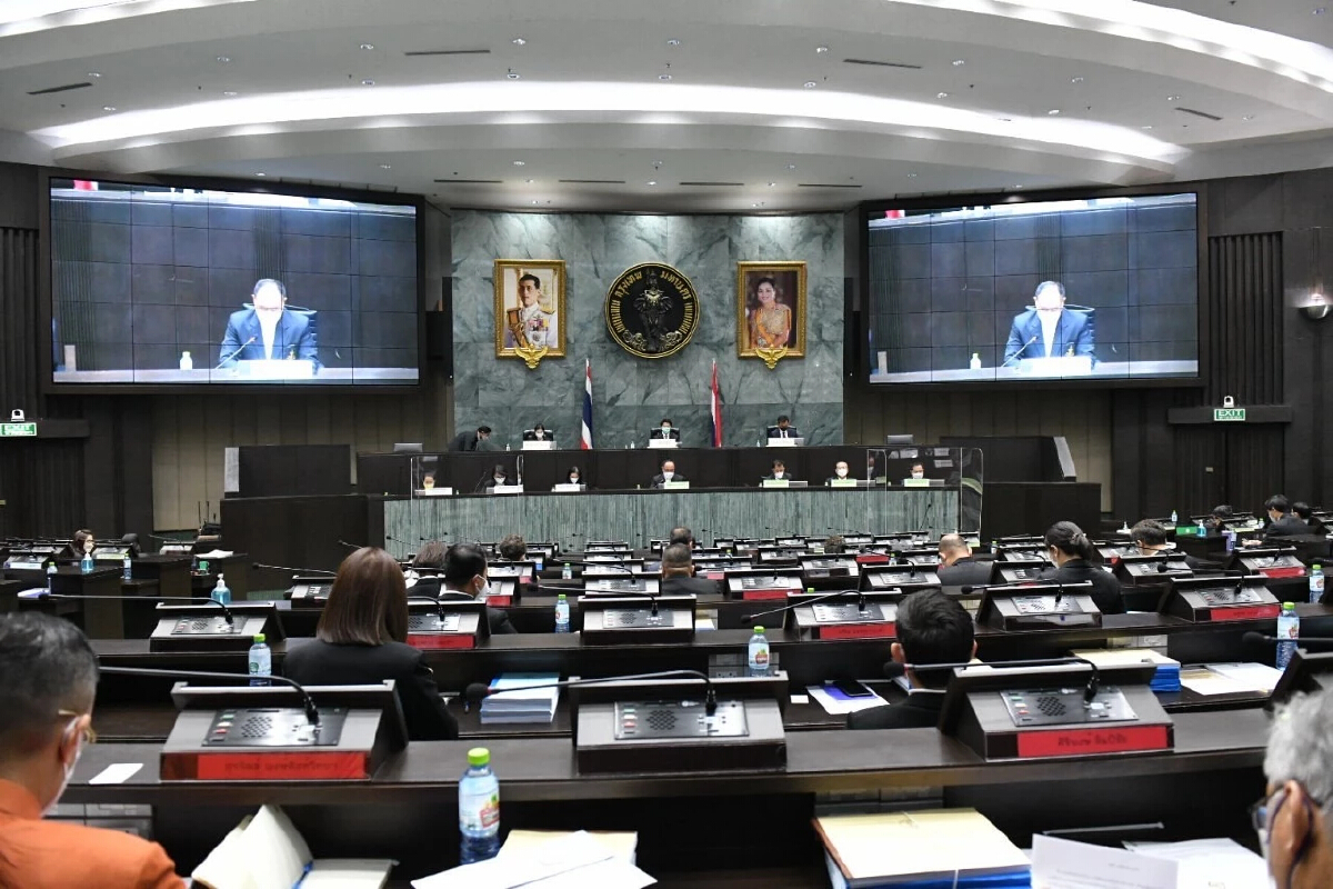 สภา กทม.ผ่านงบปี 66 วงเงิน 7.9 หมื่นล้าน “ชัชชาติ” ย้ำตอบโจทย์ความโปร่งใส