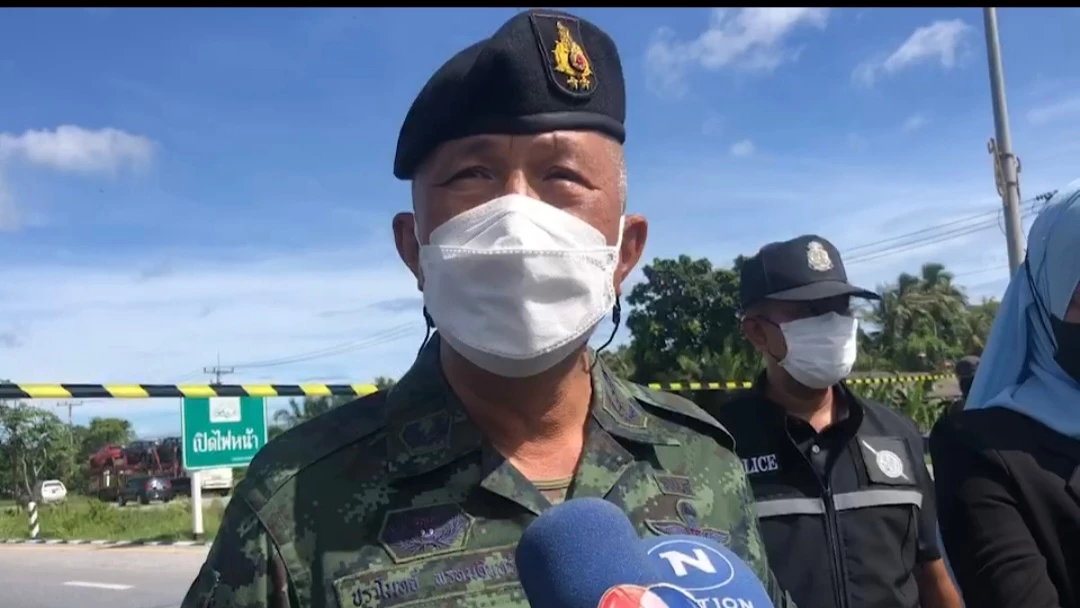 กอ.รมน.ภาค4 ส่วนหน้า รับ ตำรวจหญิง ทำร้าย อดีตทหารหญิง สังกัดทัพไทย มาช่วยราชการจริง สั่งตั้งกรรมการสอบ สร้างความเสื่อมเสียให้กับหน่วย หากจริง ให้พ้นหน้าที่ ส่งกลับต้นสังกัด