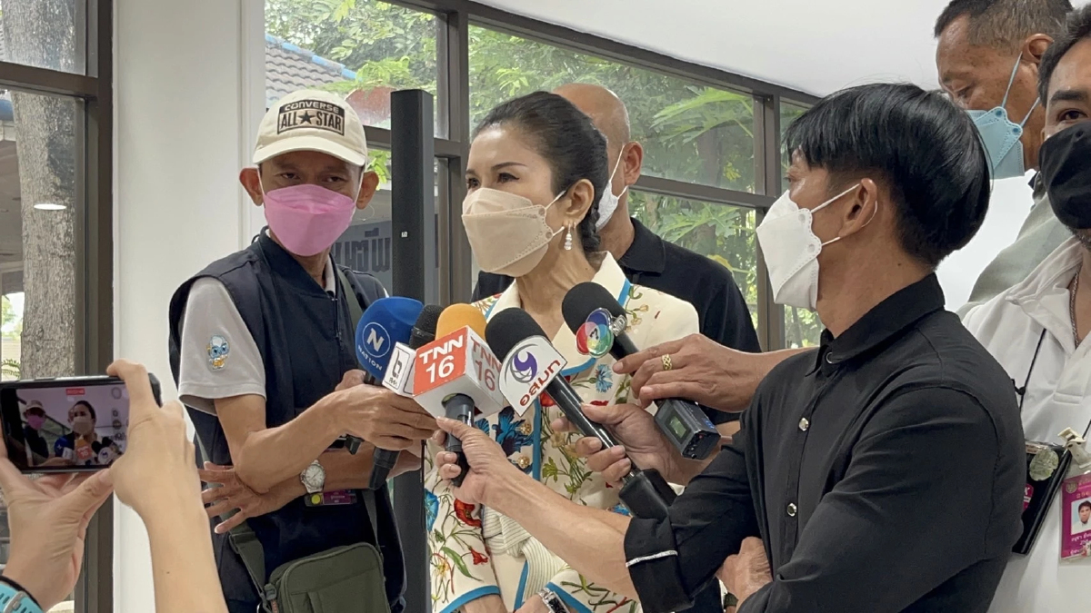 "กัญจนา" ให้กำลังใจ "ประยุทธ์" ชี้ไม่มีสัญญาณยุบสภา-ปรับครม.