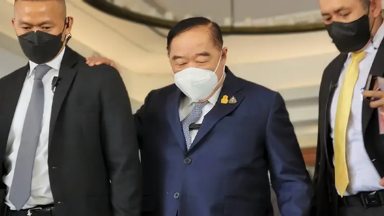“นายกฯป้อม” ไม่รู้ ใครทำเพจเชียร์ เมิน ได้เห็น 3ป. ลงพื้นที่พร้อมกันหรือไม่