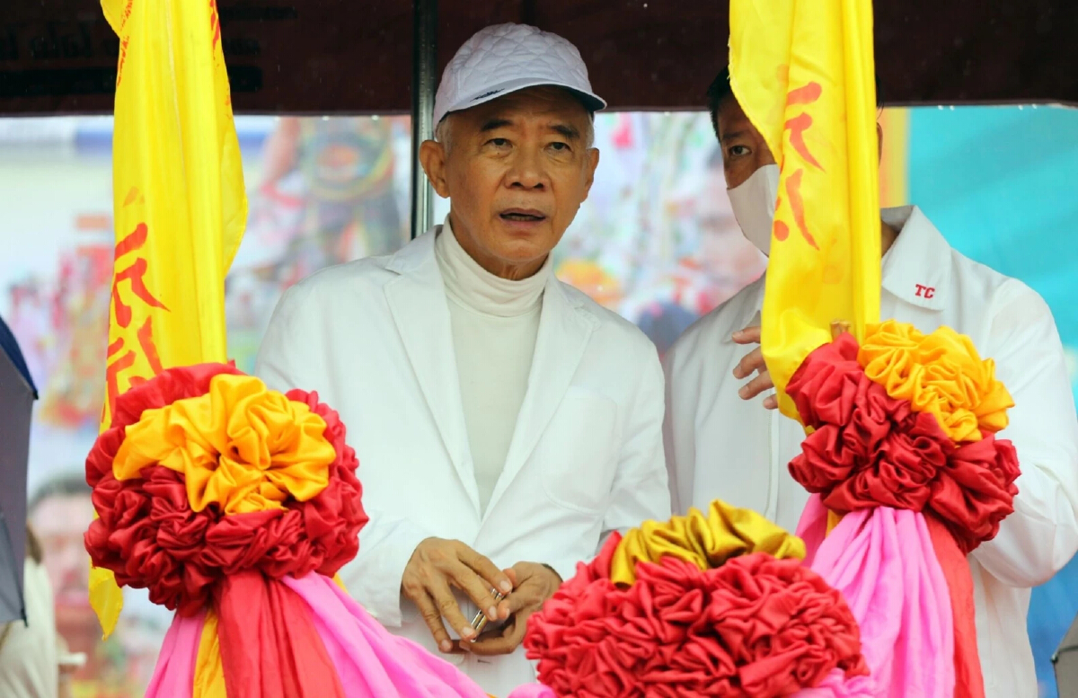 “สุวัจน์” สืบสานกินเจโคราช ปีที่ 16 ท่ามกลางพายุโนรู เป็นห่วงชาวโคราช