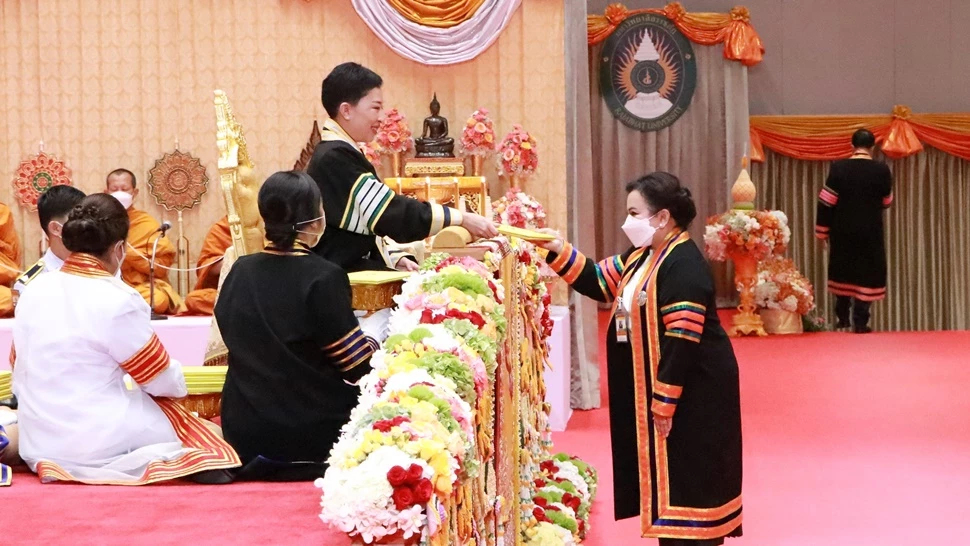 โปรดเกล้าฯ เจ้าฟ้าพัชรกิติยาภาฯ เสด็จแทนพระองค์ พระราชทานปริญญาบัตรแก่บัณฑิตผู้สำเร็จการศึกษา มรภ.พระนครศรีอยุธยา