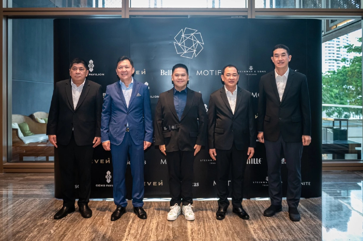"วราวุธ" ร่วมงาน The Youth Fund Charity Night ประมูลสิ่งของจากขยะ