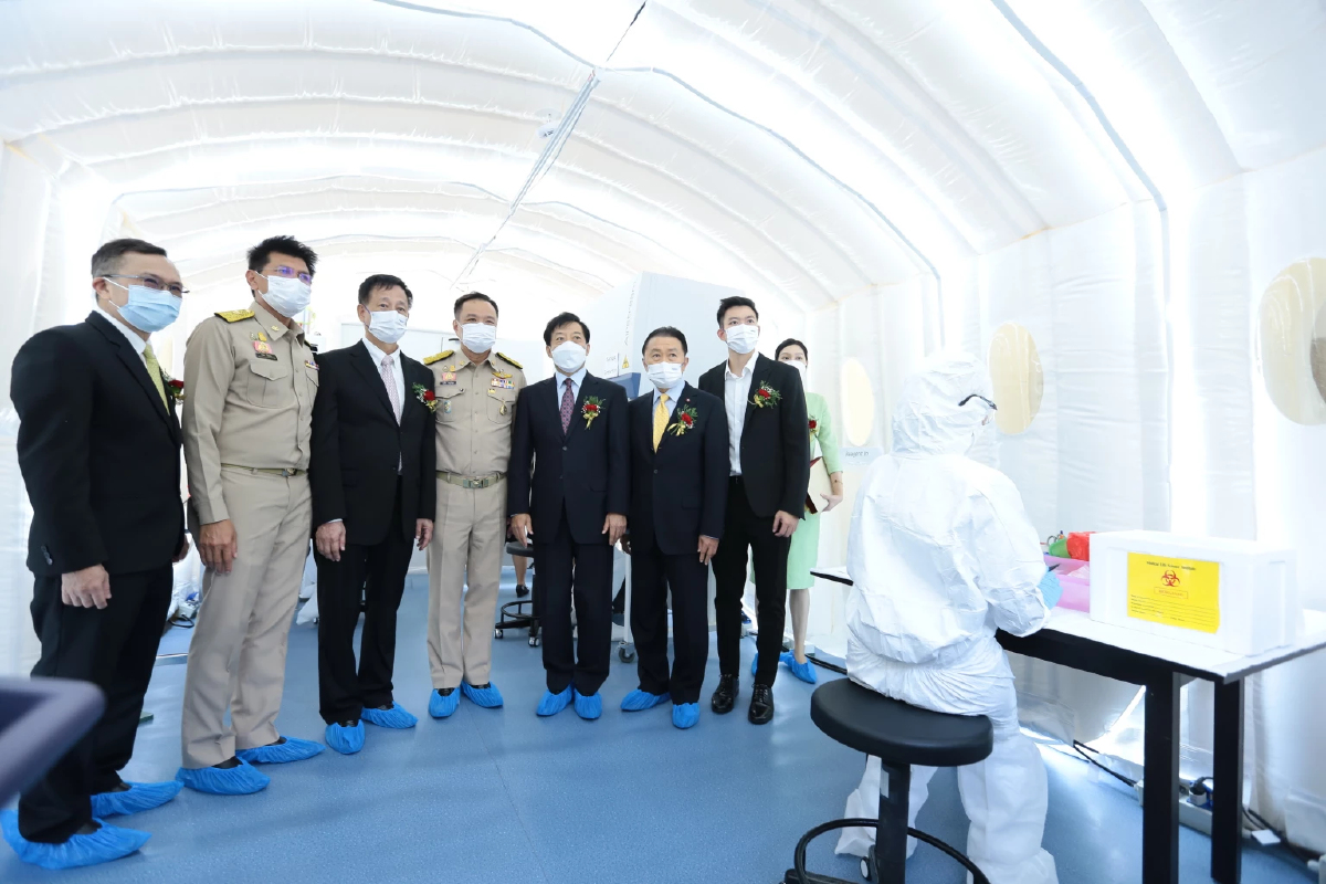 จีนมอบห้องปฏิบัติการเคลื่อนที่ให้ไทย สู้โรคระบาด