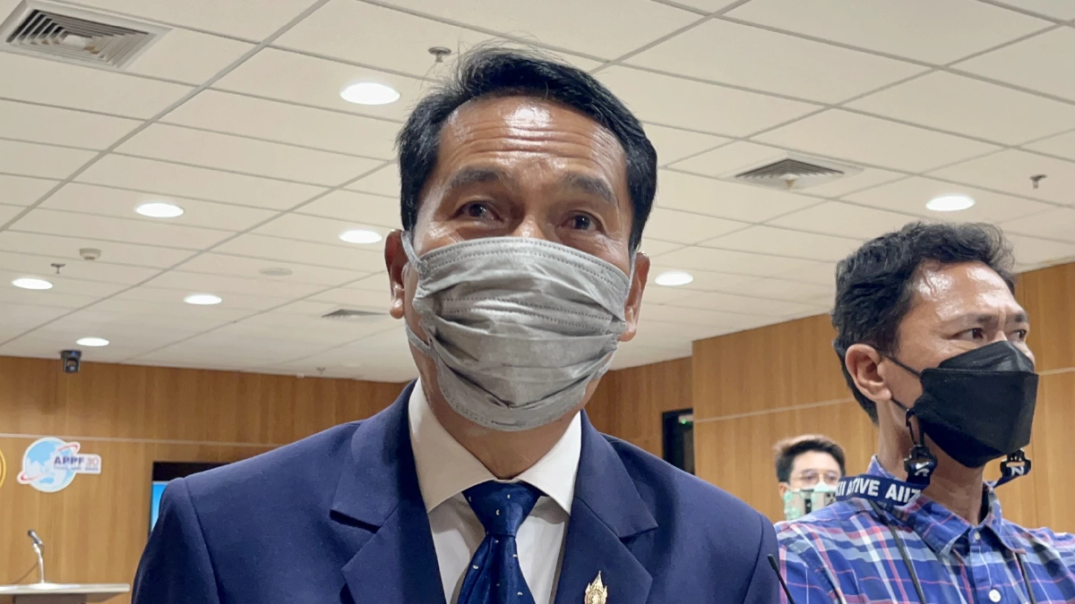 "สุทิน" ชี้ญัตติชงทำประชามติแก้รธน. ไม่ตก ต้องโหวตใหม่ เพราะประะชุมล่มก่อน