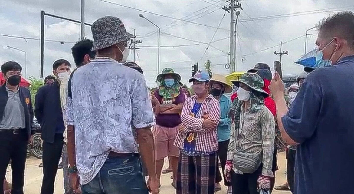 กรมชล รุดเจรจาราษฎร จ.พระนครศรีอยุธยา เปิดประตูระบายน้ำเข้าทุ่งป่าโมก