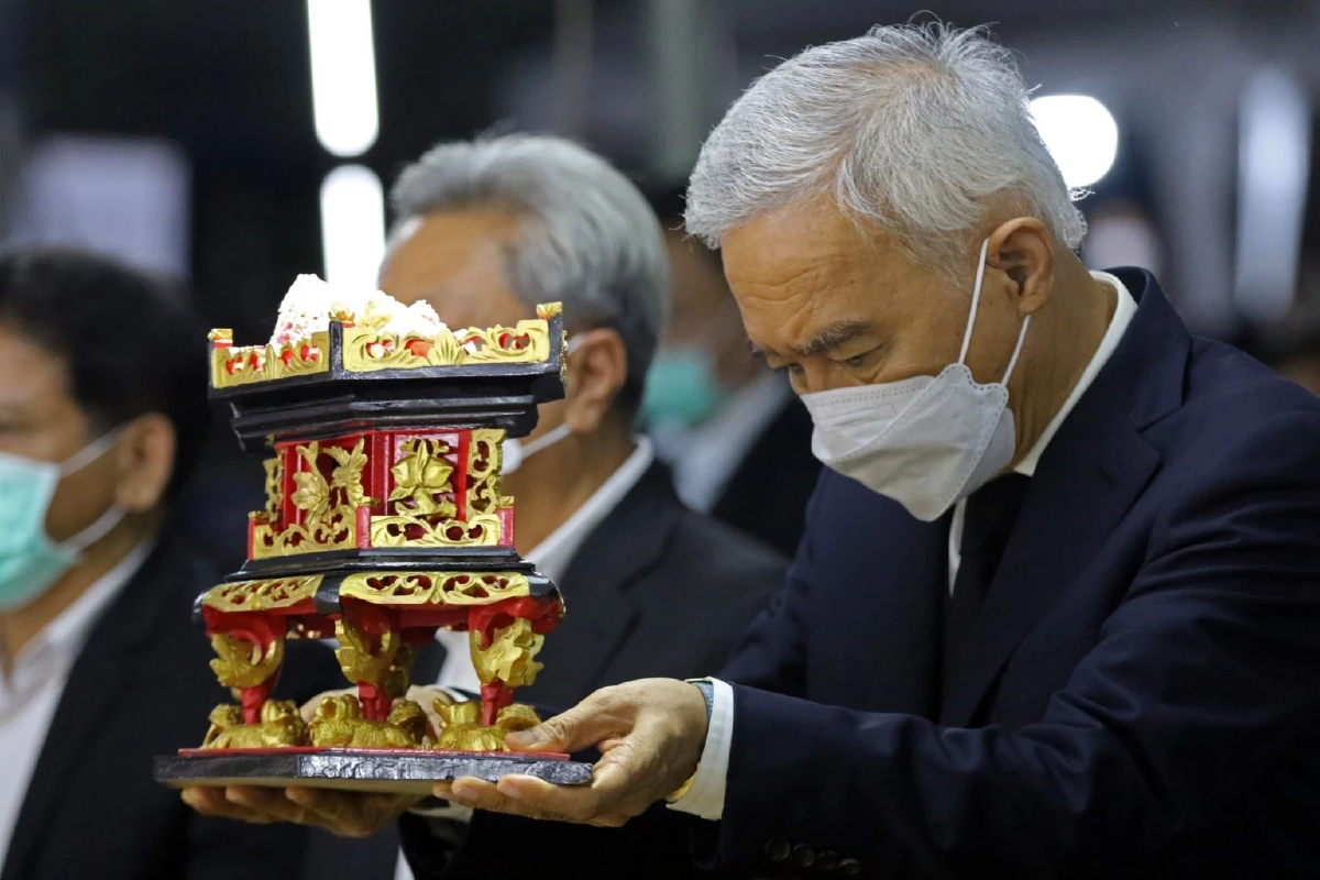 “สุวัจน์”นำทีมชาติพัฒนากล้า ร่วมอาลัย “กำนันประเสริฐ กาญจนวัฒนา” แห่งโคราช