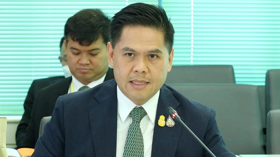 "วราวุธ" มอง "ประยุทธ์" หวนนั่ง "นายกฯ" ไม่ต้องลงเลือกตั้ง