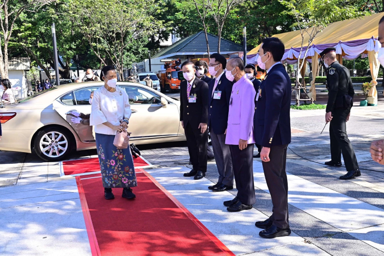 กรมสมเด็จพระเทพฯ เสด็จฯ ไปในงาน "วันมูลนิธิสิรินธร" ประจำปี 2565
