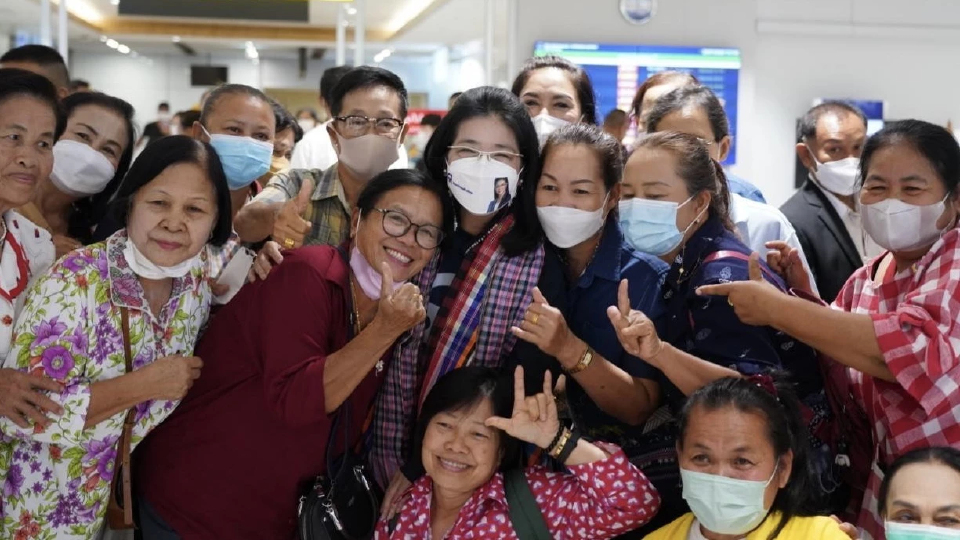 “สุดารัตน์” ปราศรัยใหญ่ กาฬสินธุ์ เย็นนี้ ชู อีสานมั่งคั่ง ประชัน พท. ที่ อุดรฯ