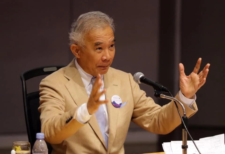 “สุวัจน์” เปรียบชาติเหมือนทีมฟุตบอล ประชาชนต้องมีส่วนร่วมพัฒนาประเทศ