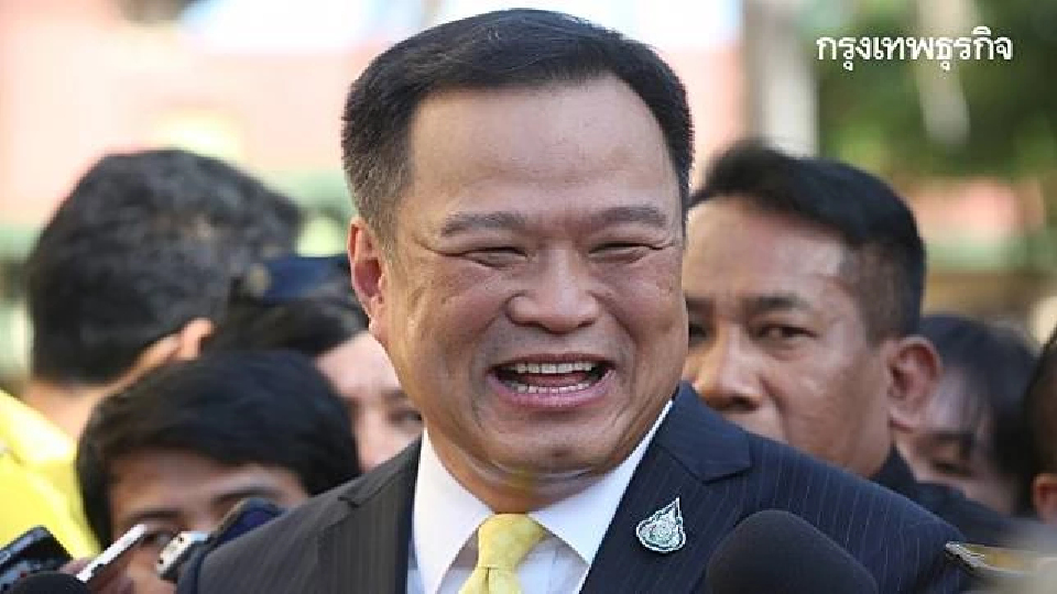 “อนุทิน” ปัดกระแสดีลทุกพรรค เมินข่าว ภท.-พปชร.-พท.จับมือตั้งรัฐบาล