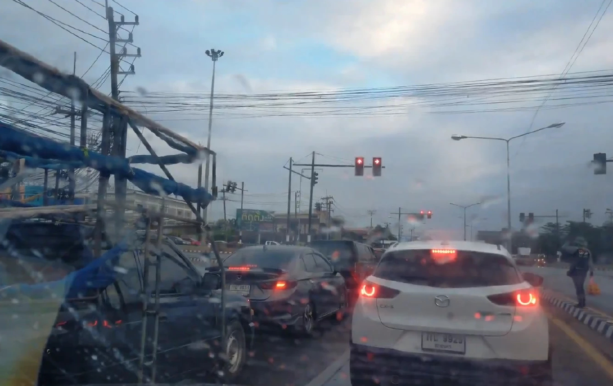 อากาศแปรปรวน หนาวเย็น-ฝนตกหลังปีใหม่ ถนนลื่นเสี่ยงอุบัติเหตุ