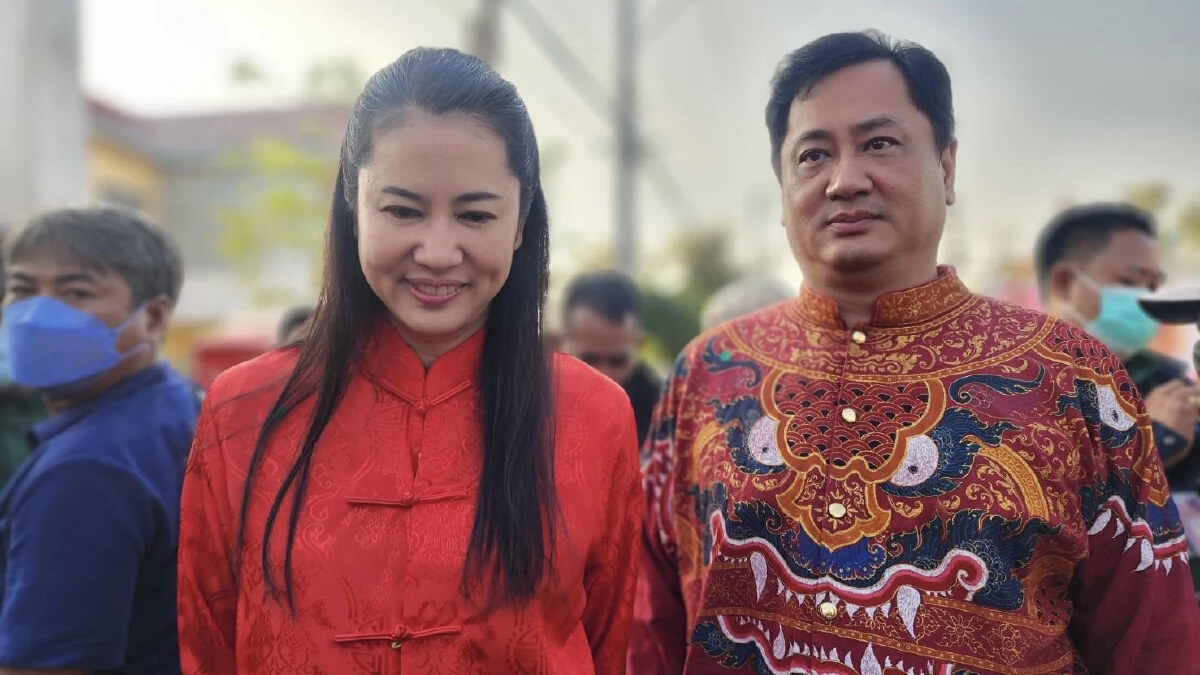 ปารีณา โผล่รับ "ประยุทธ์" มาราชบุรี โว ภท. กวาด2 ส.ส.เลือกตั้งเมืองโอ่งมังกร