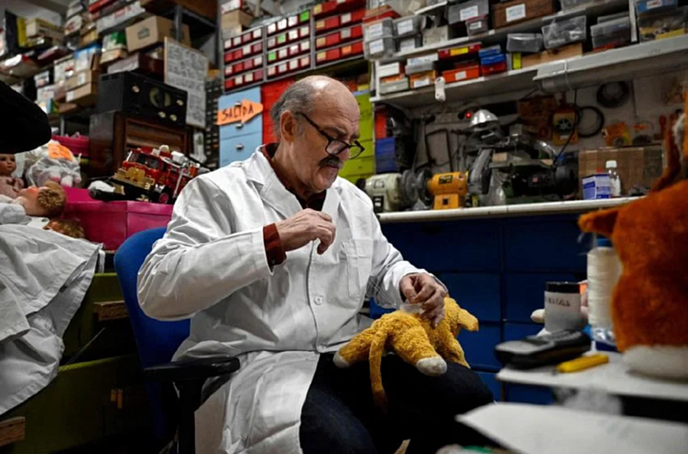 “โรงพยาบาลของเล่น”แห่งกรุงมาดริด ถึงคราที่ต้องจากลา