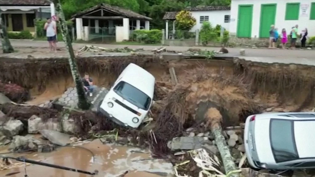 Floods, landslides in Brazil kill 36, cancellation of annual carnival