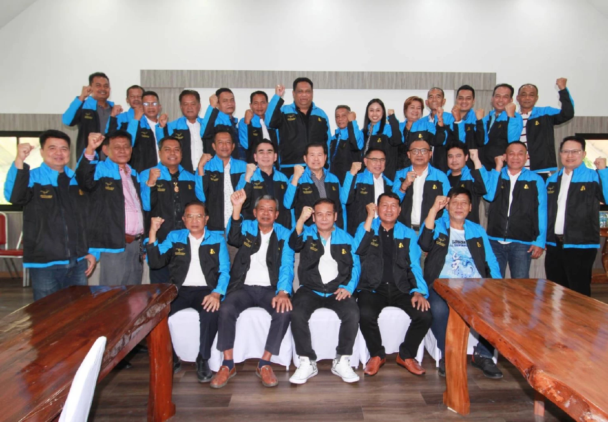 “นิพนธ์-เดชอิศม์”ผนึก 28 ส.จ.โชว์ความพร้อมเลือกตั้งสงขลา