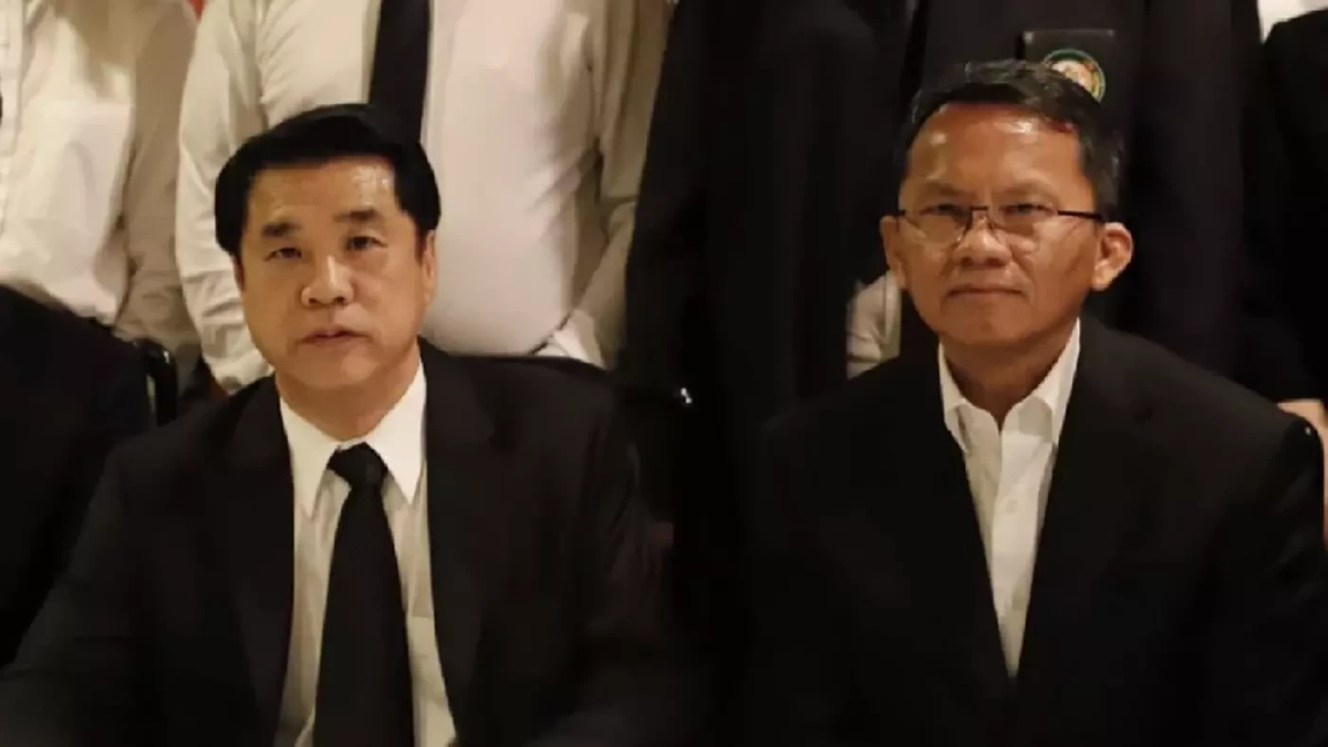 “สมศักดิ์-สุริยะ” ดอด เข้าทำเนียบฯ กราบลา “วิษณุ” จ่อ ซบ “เพื่อไทย”