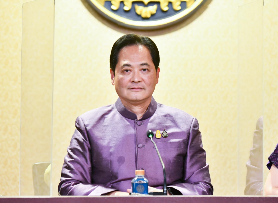ชูผลงานรัฐบาล แก้ปัญหาที่ดินทำกิน ปชช.ต่อเนื่อง พัฒนาอาชีพแล้ว 65 จังหวัด