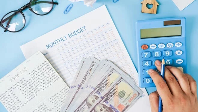 ติ๊กต็อกอเมริกันแนะ "ใช้เงินสด" กระตุ้นออม - ปลดหนี้ ในยุคเงินเฟ้อพุ่งสูง