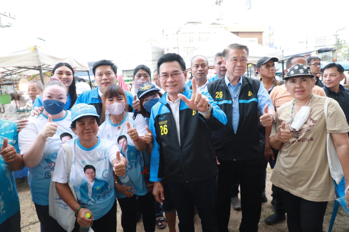“จุรินทร์”ปราศรัยปลุกคนสุราษฎร์ เลือกประชาธิปัตย์ยกจังหวัด