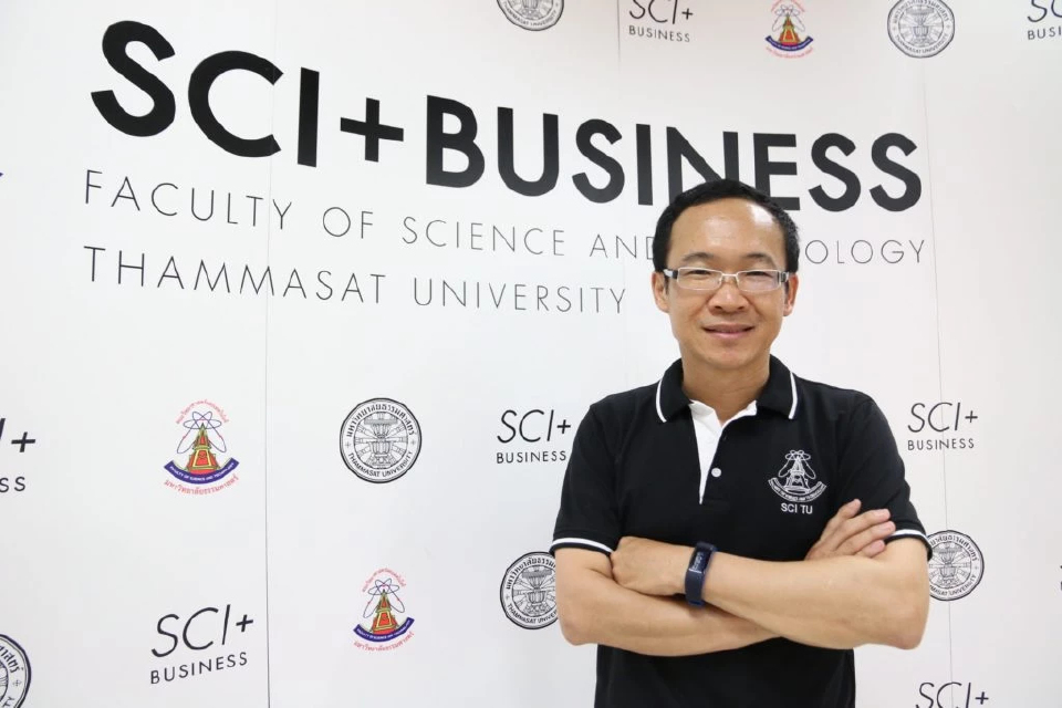 รศ.สุเพชร จิรขจรกุล | สถาบันวิจัยและให้คำปรึกษาแห่งมหาวิทยาลัยธรรมศาสตร์ (TU-RAC)