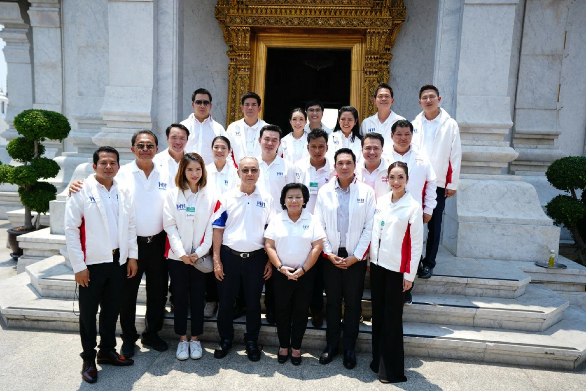 ‘เพื่อไทย’ไหว้ศาลหลักเมือง - จ่องัดแคมเปญใหญ่หลังจับเบอร์ปาร์ตี้ลิสต์