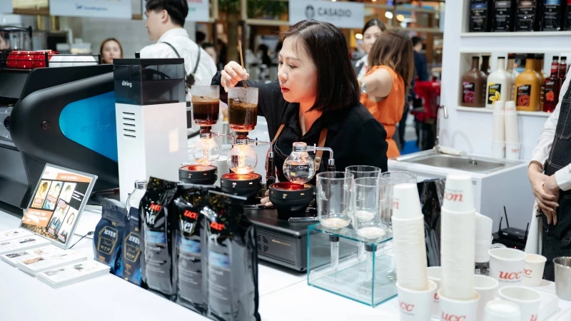 UCC ขนทัพแชมป์เปี้ยนบาริสต้าเสริมแกร่งธุรกิจกาแฟ @ งาน THAIFEX 2023