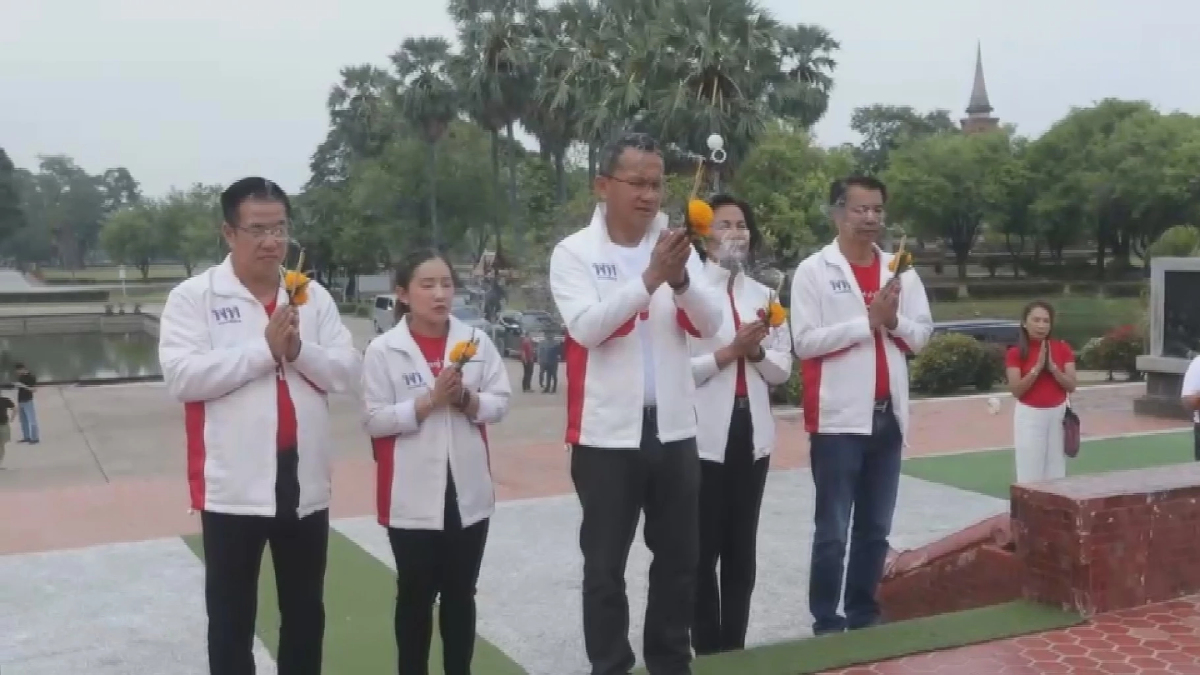 ‘สมศักดิ์’ขอบคุณชาวสุโขทัยแลนด์สไลด์4เขต-'เพื่อไทย'ชนะยกจังหวัด