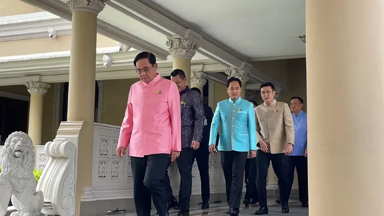 "บิ๊กตู่" คุยตั้งวิปประสานขั้วรัฐบาลเดิม ก่อนโหวตนายกฯ