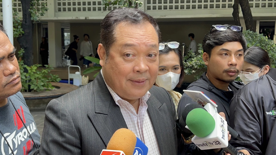 “ทวี”  เผย วิปพรรคร่วม ถกแนวทางดัน “พิธา” นายกฯ แนะ ส.ว. อย่าเลือกตามอำเภอใจ