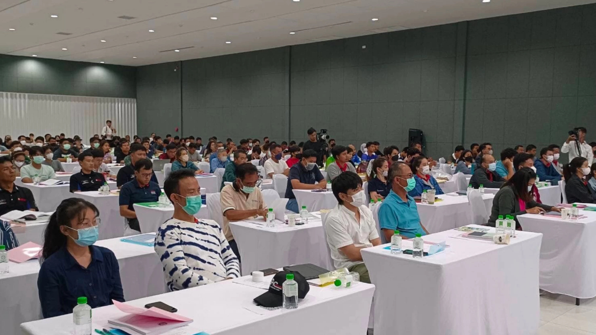 ลุยฝึกอบรมสร้างคนโดรน พ่นสาร หว่านปุ๋ย อย่างมีความรู้-ถูกกฎหมาย