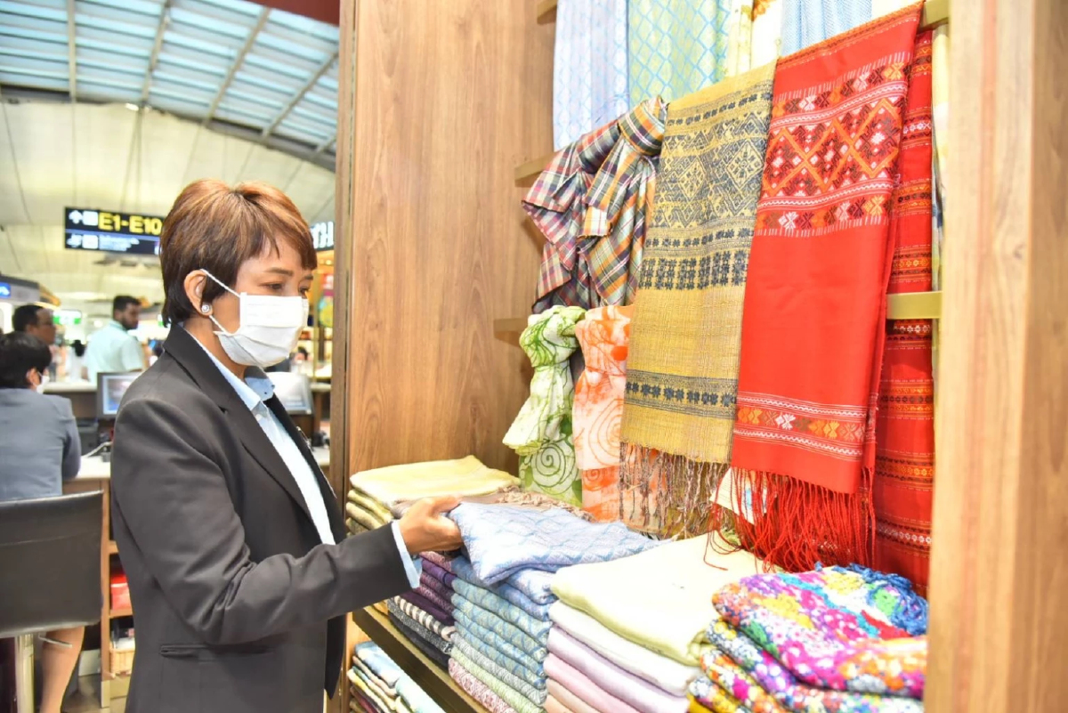 กรมพัฒน์ฯ ปลื้ม ยอดขายผลิตภัณฑ์ชุมชน ใน 3 สนามบินไทย 9 ปี ยอดขายทะลุ 630 ล้านบาท