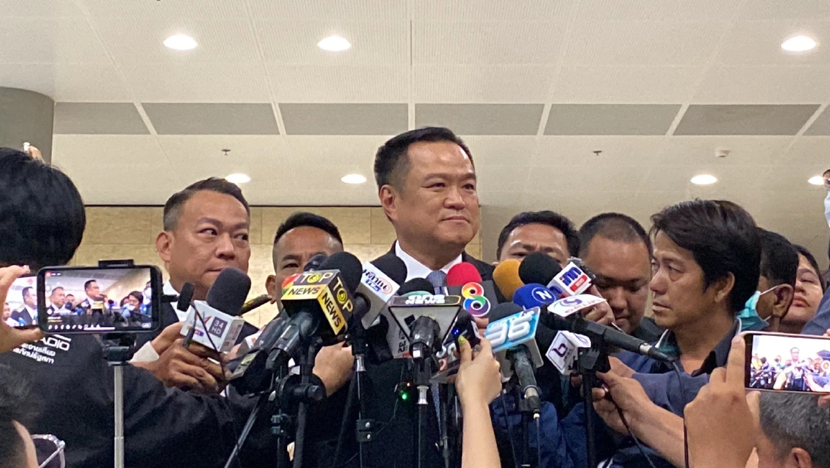 "อนุทิน"เผยรอถกเพื่อไทยเกลี่ยโควตา รมต. ต้องไม่มีเงื่อนไขห้ามคุมกระทรวงเดิม