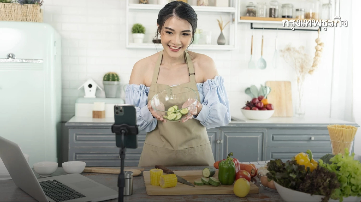 'ร้านอาหาร' สู้ยิบตาชิง 4 แสนล้าน กูรูแนะอย่าตกรถ 'ยุคไลฟ์สด' คนกินคอนเทนต์!