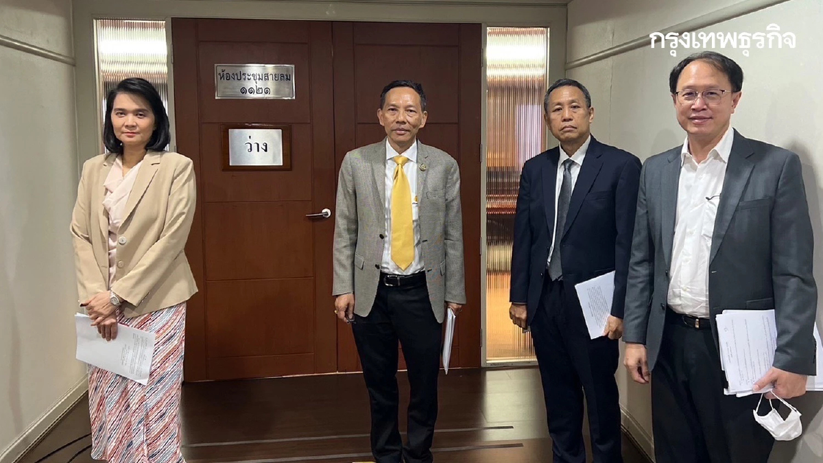 บอร์ดกสทช.โวยลั่น "ปธ." ลักไก่ ขยับวันประชุมหวังตั้งเลขาฯใหม่