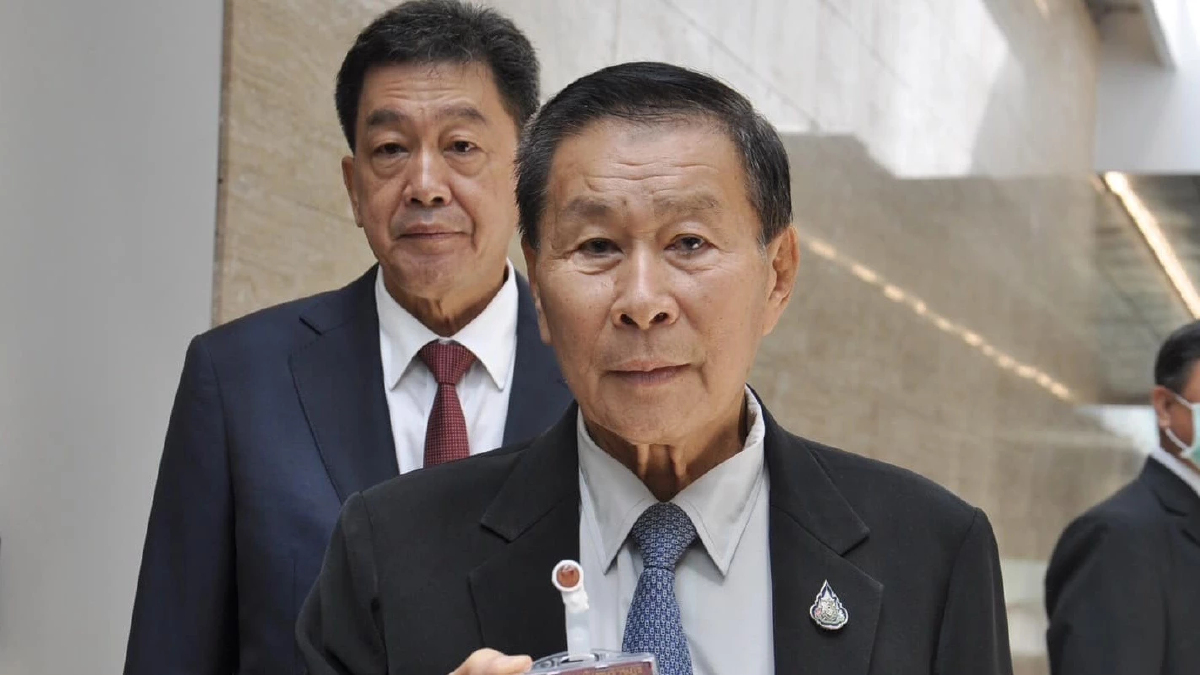 "เสรีพิศุทธ์" ย้ำจุดยืน หนุน "เพื่อไทย" ขยี้ "ก้าวไกล" ต้องยอมรับรวมเสียงไม่ได้เอง