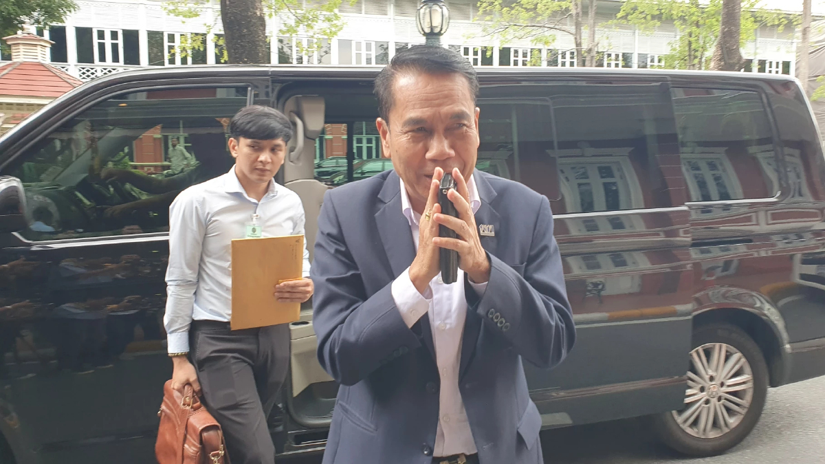 'สุทิน' บอกยังไม่ชัวร์นั่ง รมว.กลาโหม รับสะดุ้งถูกเรียก 'บิ๊กทิน'