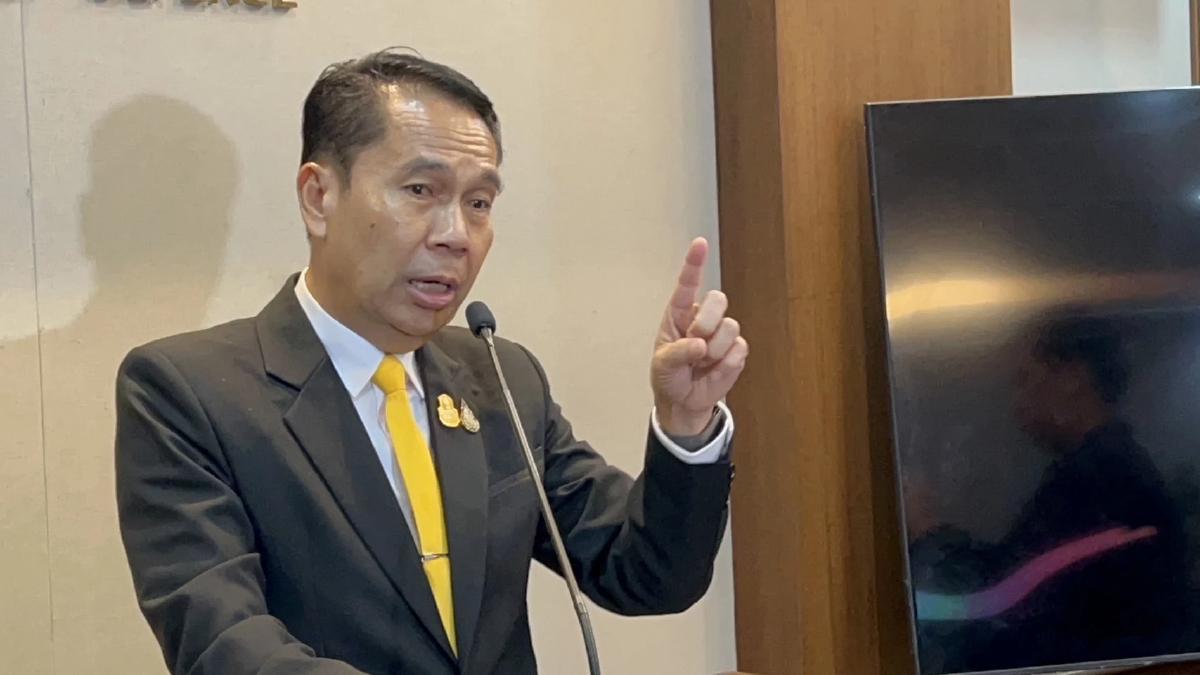 'สุทิน 'ไฟเขียว 'มล.สุปรีดี'นั่งหัวหน้าสำนักงาน รมว. กลาโหม
