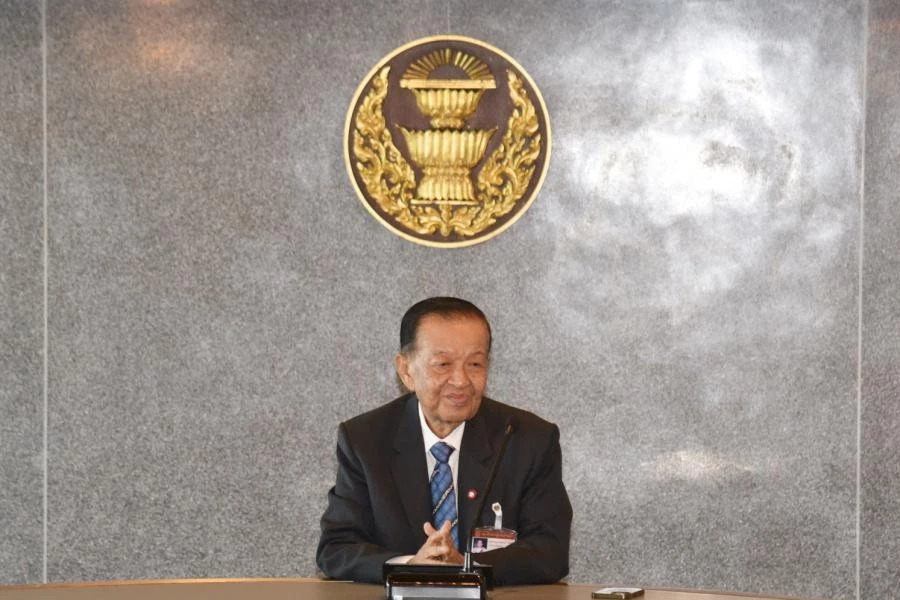 "ประธานสภาฯ" งงข่าวลือเตรียมไขก๊อก ยันทำหน้าที่เต็มกำลัง