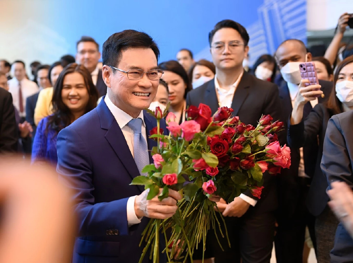 “จุรินทร์”อำลาตำแหน่ง ขอให้ขรก.ยึดมั่นในการทำหน้าที่เพื่อประเทศ