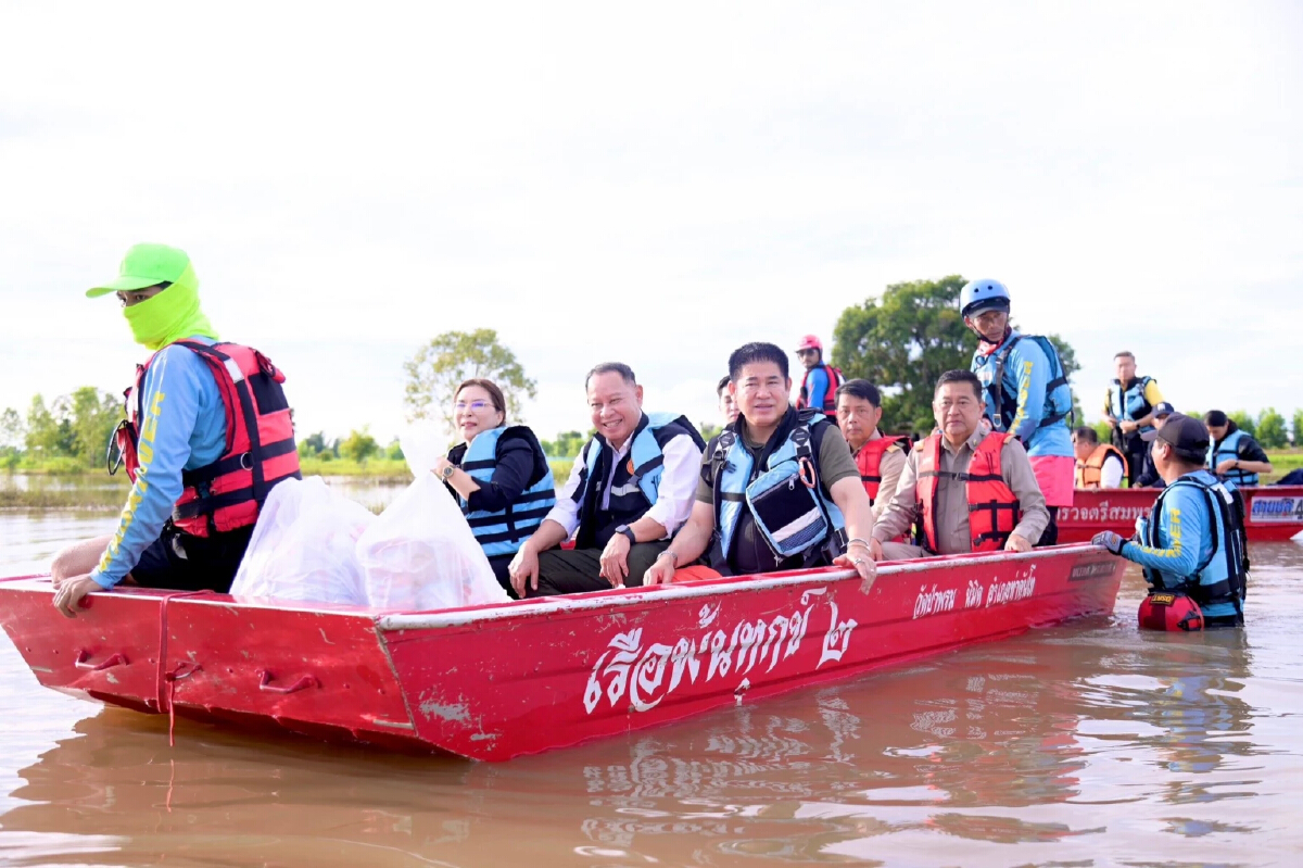 ‘ธรรมนัส’ ลงร้อยเอ็ด สำรวจความเสียหาย-หาทางแก้ไขน้ำท่วมอย่างยั่งยืน