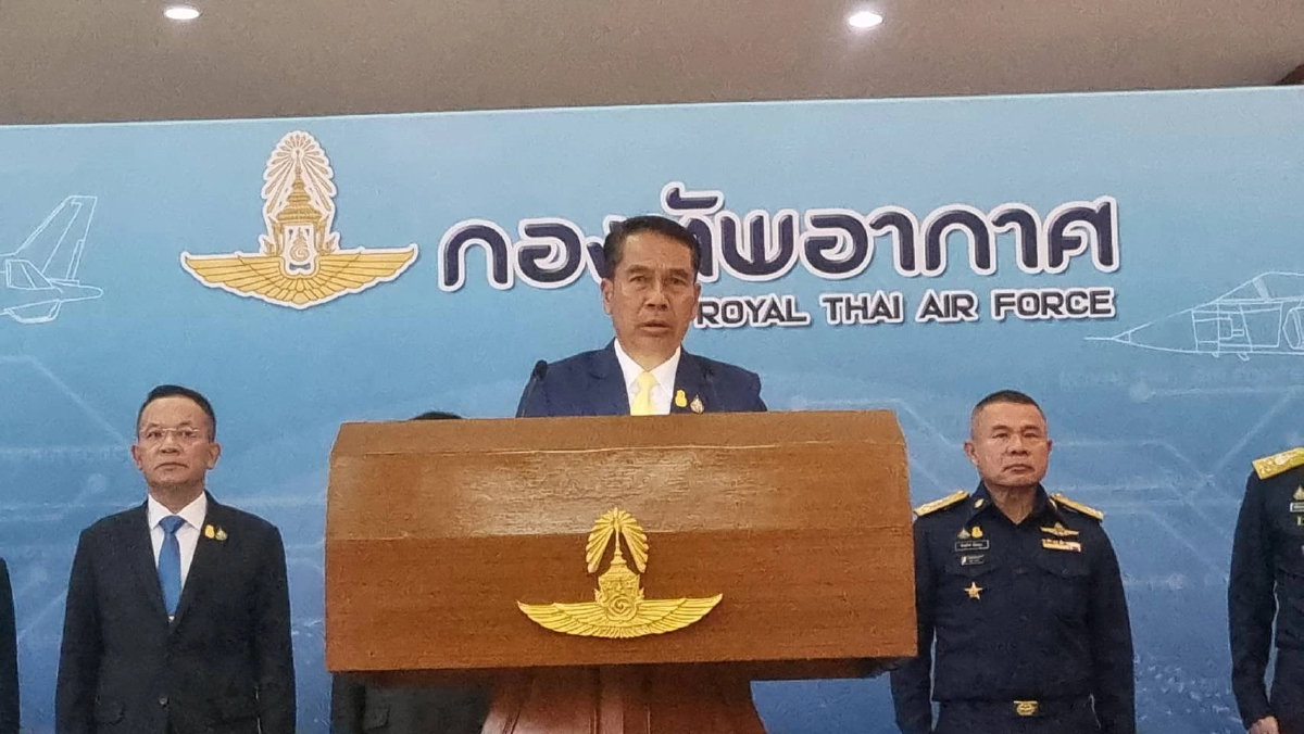 สุทิน พบเครื่องบิน ทอ. จ่อปลดประจำการเพียบ ไม่เปิดโอกาสอ้างสงครามช้อปอาวุธ