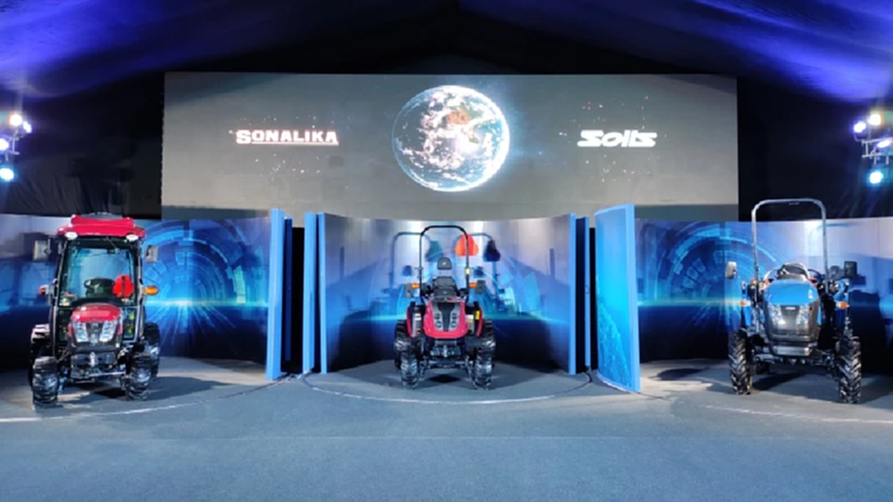 เปิดตัว'รถแทร็กเตอร์ใหม่' 5 ซีรีส์รักษ์โลก  ตั้งเป้าช่วยเกษตรกรเพิ่มผลผลิต