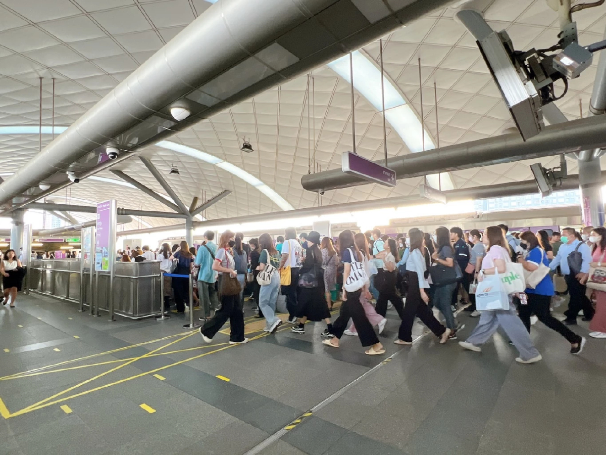 'กรมราง' เปิดตัวเลขผู้โดยสารรถไฟฟ้าพุ่งเกินเป้า หลังปรับราคา 20 บาทตลอดสาย