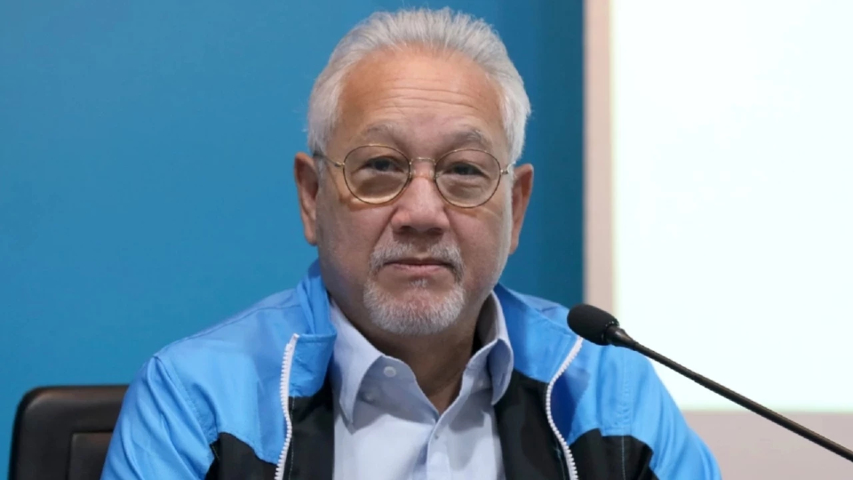 'เกียรติ' จี้ รัฐบาลแจกให้ชัด ปม 'กู้แจกหมื่น' เหตุใดออกเป็น พ.ร.บ.งบไม่ได้