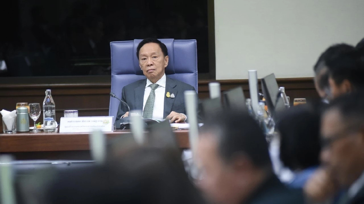'พัชรวาท' ถก ผู้บริหาร ทส. แก้ PM2.5 ประสานท้องถิ่น ห้ามเผาเด็ดขาด