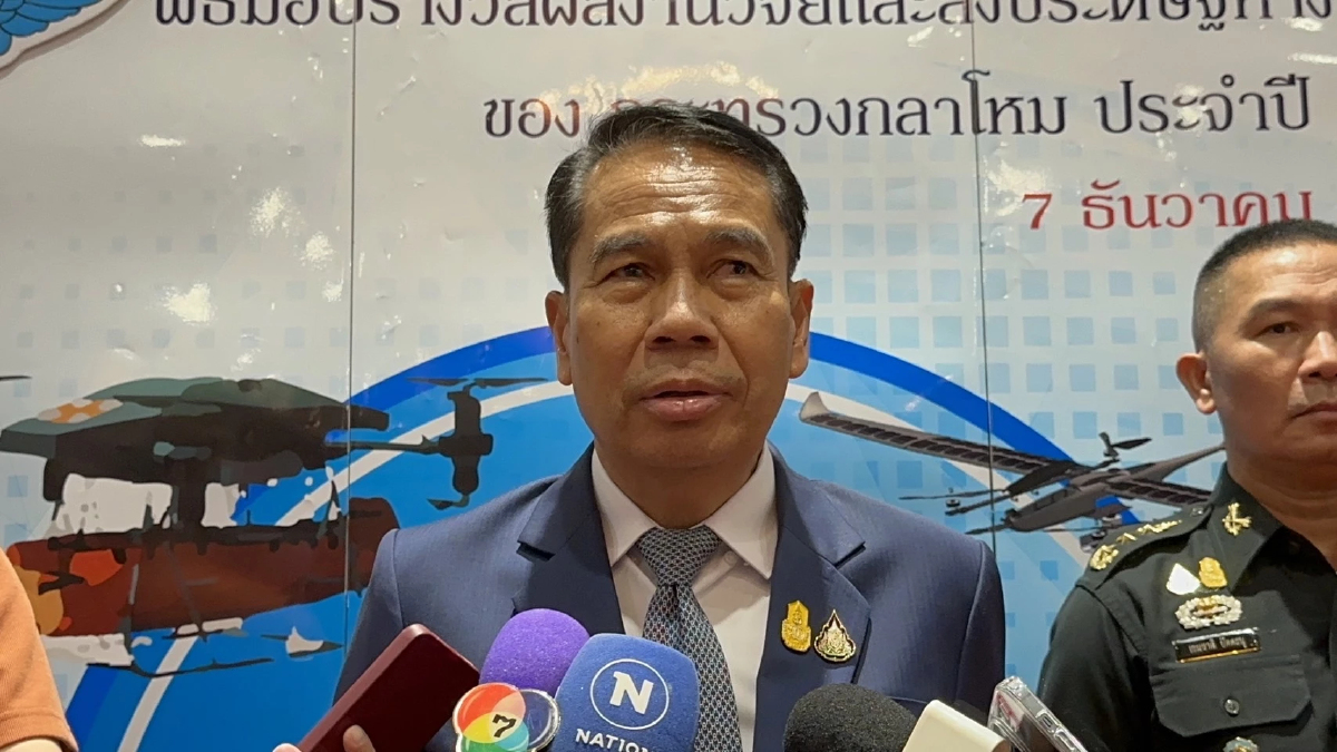 'สุทิน'ชี้ คลิปปี 64 ทหารรับนักท่องเที่ยวจีน แจง หลาน ขึ้น ผู้กำกับ ตรงความรู้